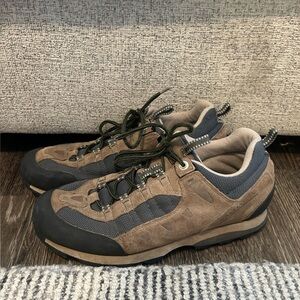 Salomon Men's Brown and Gray Suede Hiking Shoes Size 10.5